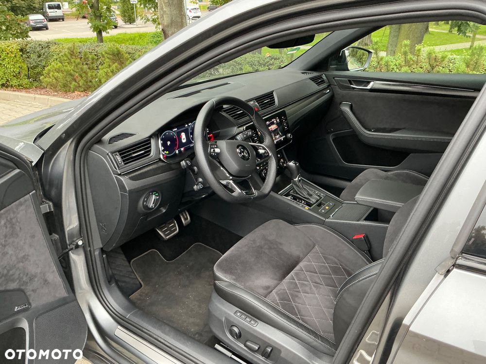Skoda Superb 2.0 TSI Sportline DSG - 13