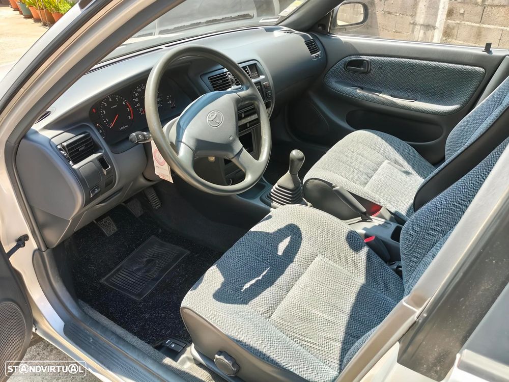 Toyota Corolla - 9