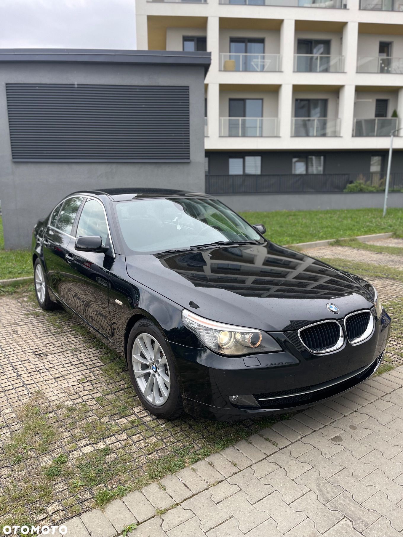 BMW Seria 5 520d Edition Sport - 1