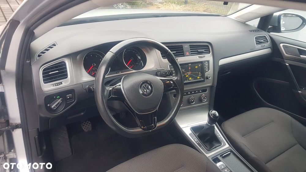 Volkswagen Golf 1.2 TSI BlueMotion Technology Trendline - 23