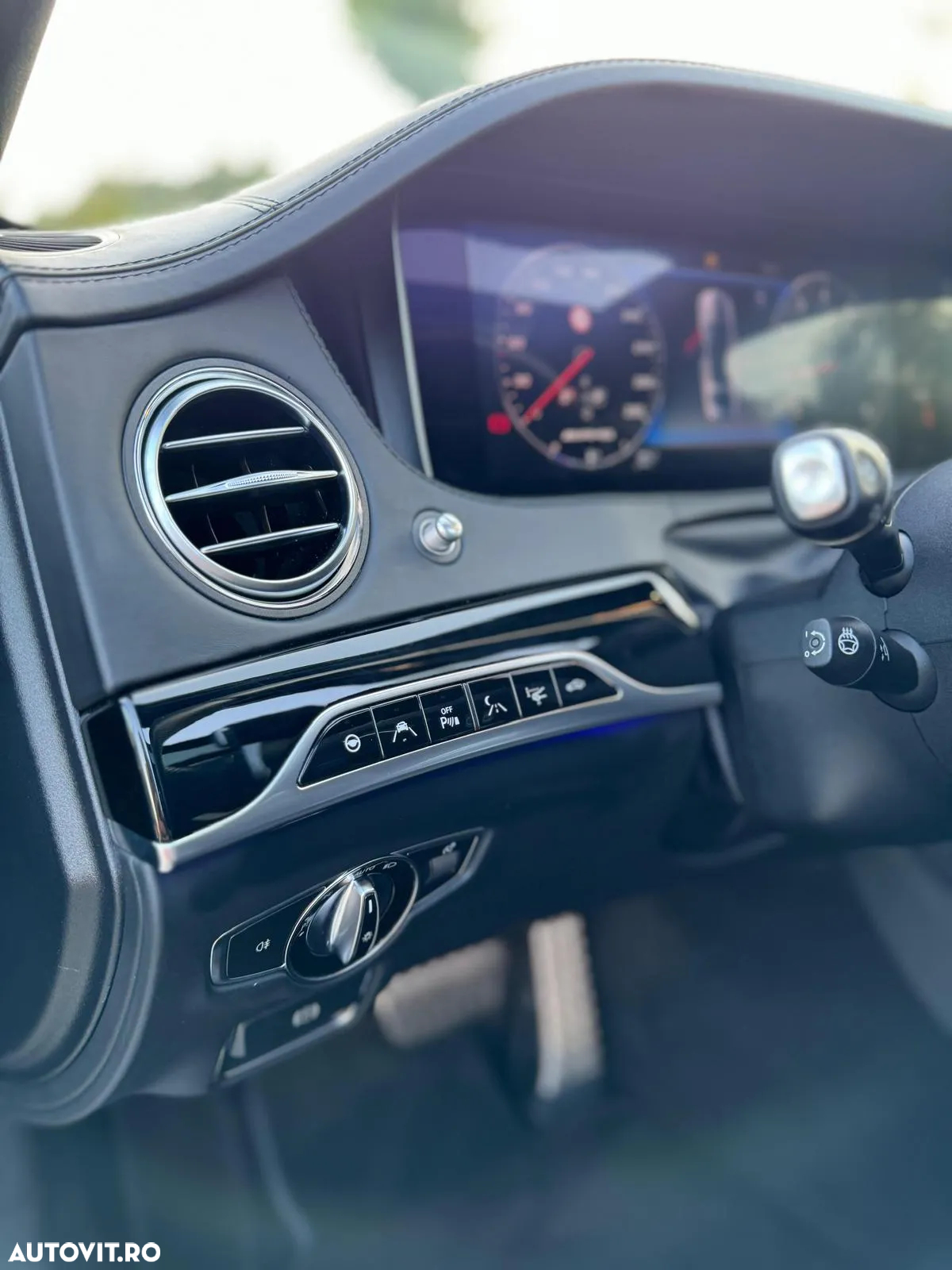 Mercedes-Benz S 63 AMG L 4Matic+ 9G-TRONIC - 18