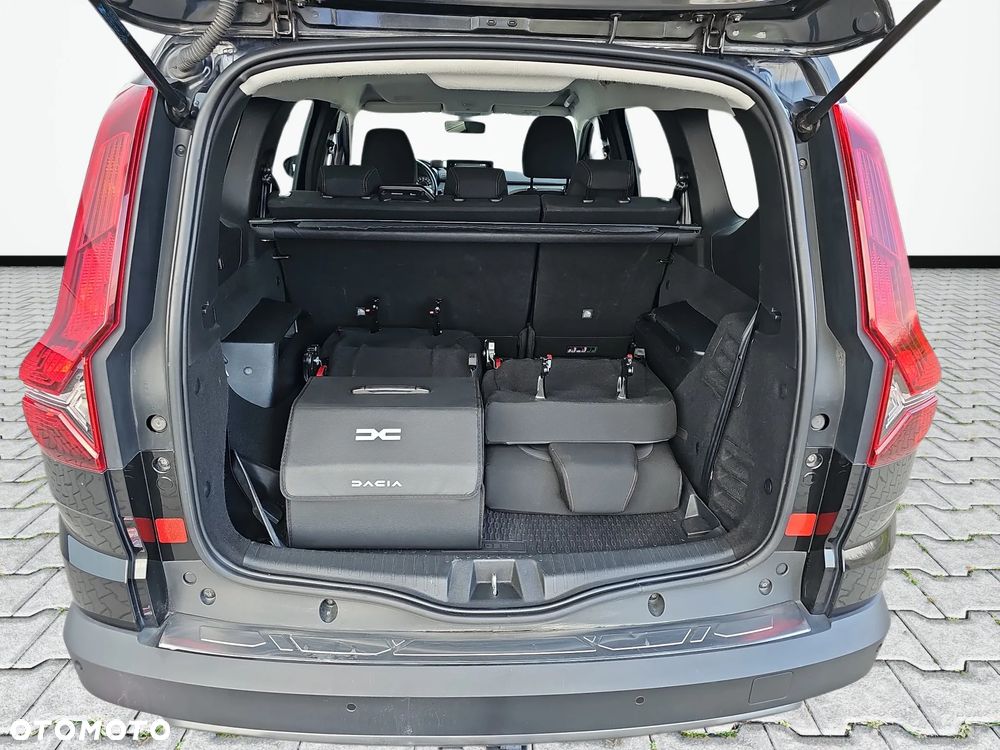 Dacia Jogger 1.0 TCe SL Extreme 7os - 27