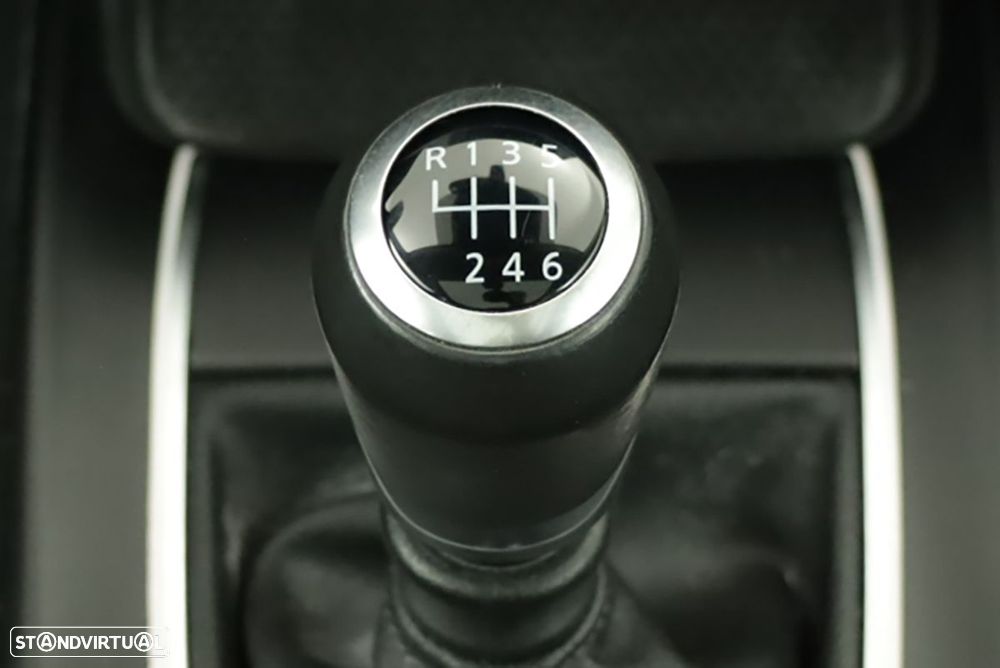 Nissan Qashqai 1.3 DIG-T N-Connecta LED - 14