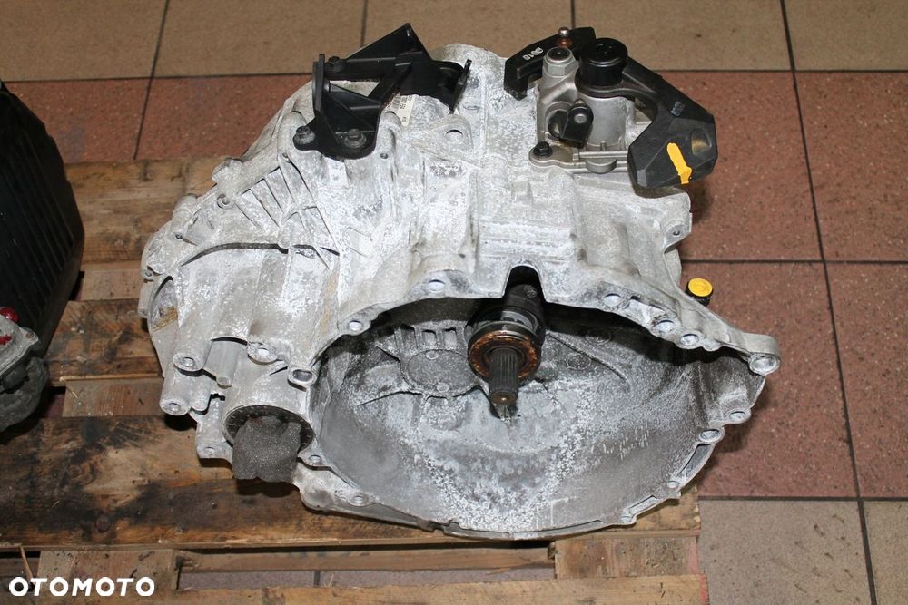 VOLVO V40 V40CC SKRZYNIA BIEGÓW 1285272 MANUAL M66 - 1