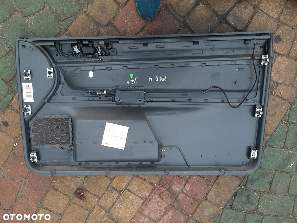 boczek drzwi  lewy VW Polo 4 3d - 6