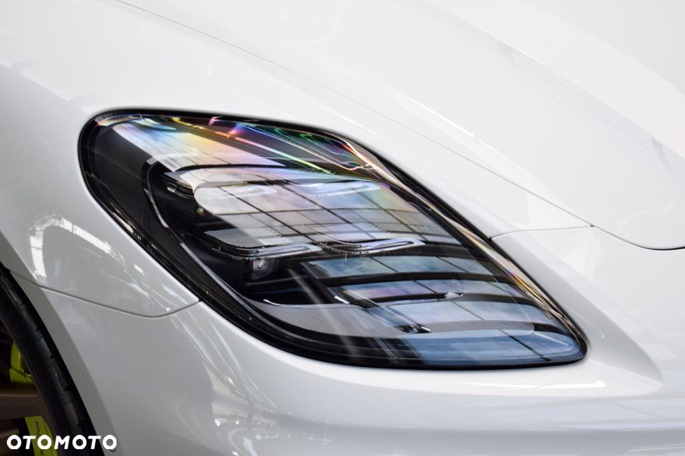 Porsche Panamera - 24