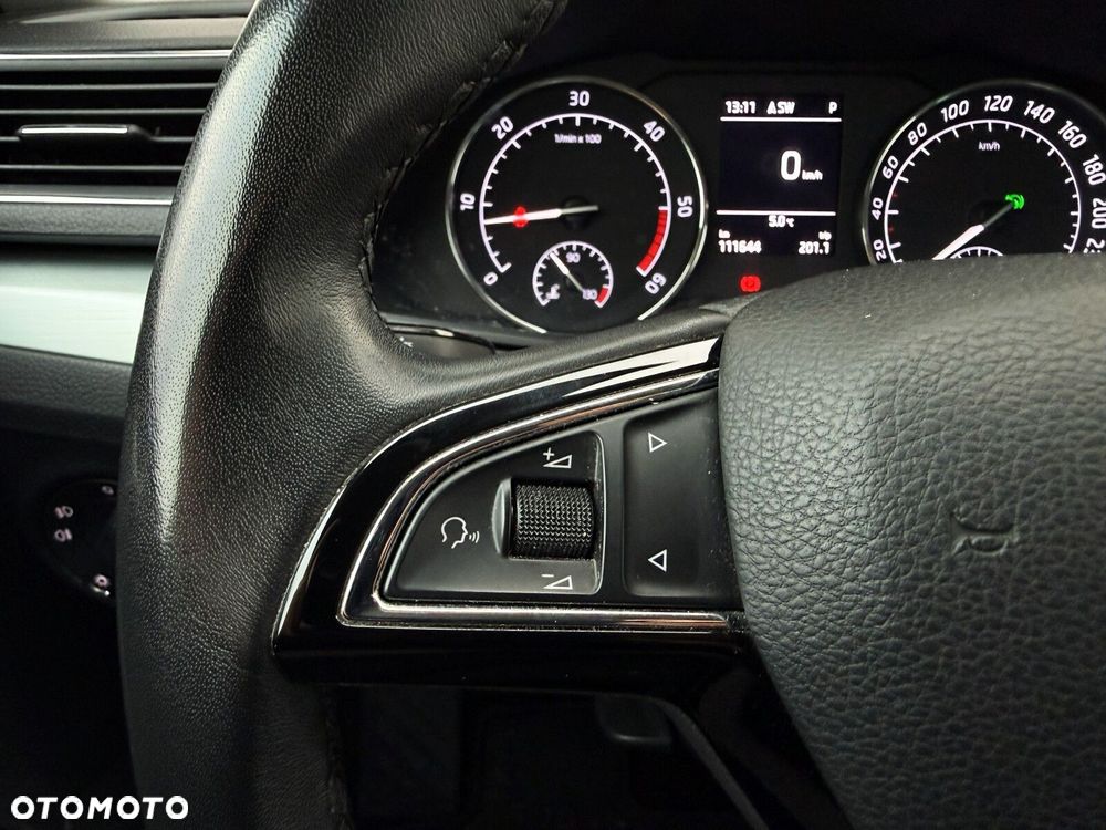 Skoda Superb 2.0 TDI SCR Style DSG - 19