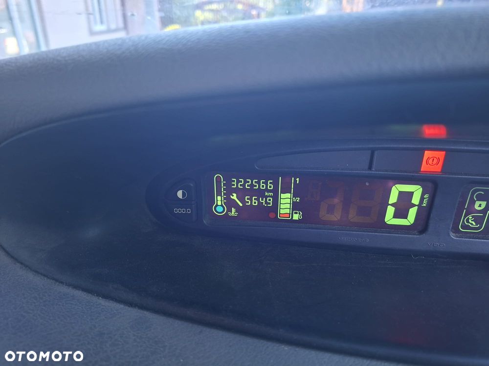 Citroën Xsara Picasso 1.8i Prestige - 9