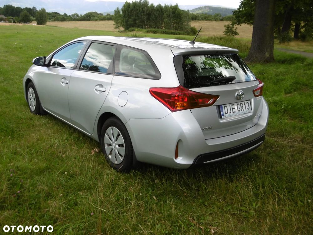 Toyota Auris 1.6 Active - 5