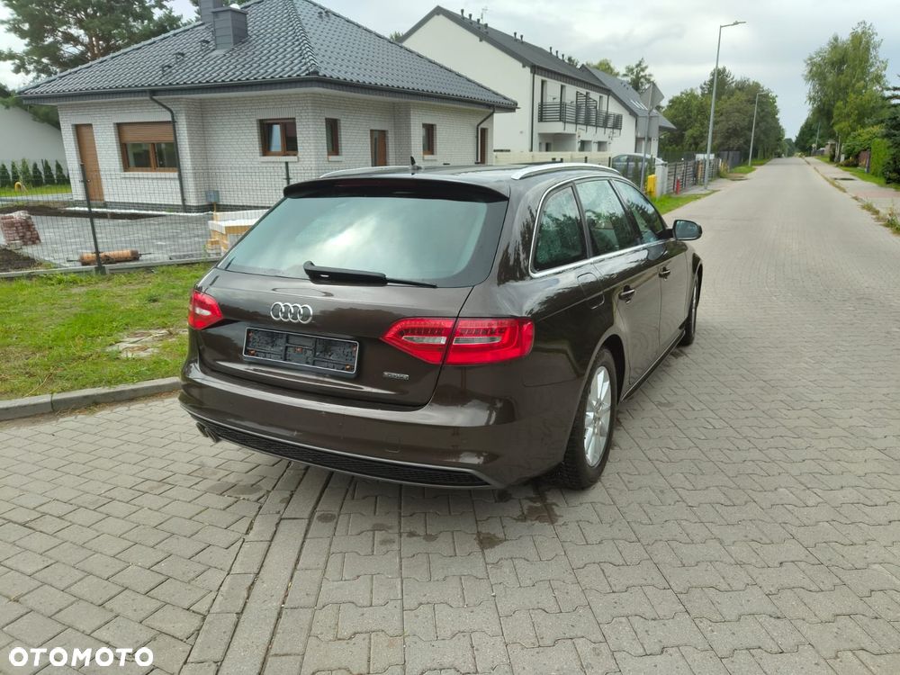 Audi A4 Avant 2.0 TDI DPF clean diesel quattro S tronic S line Sportpaket - 18
