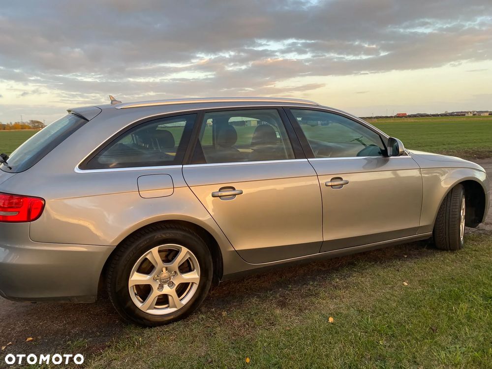 Audi A4 Avant - 17