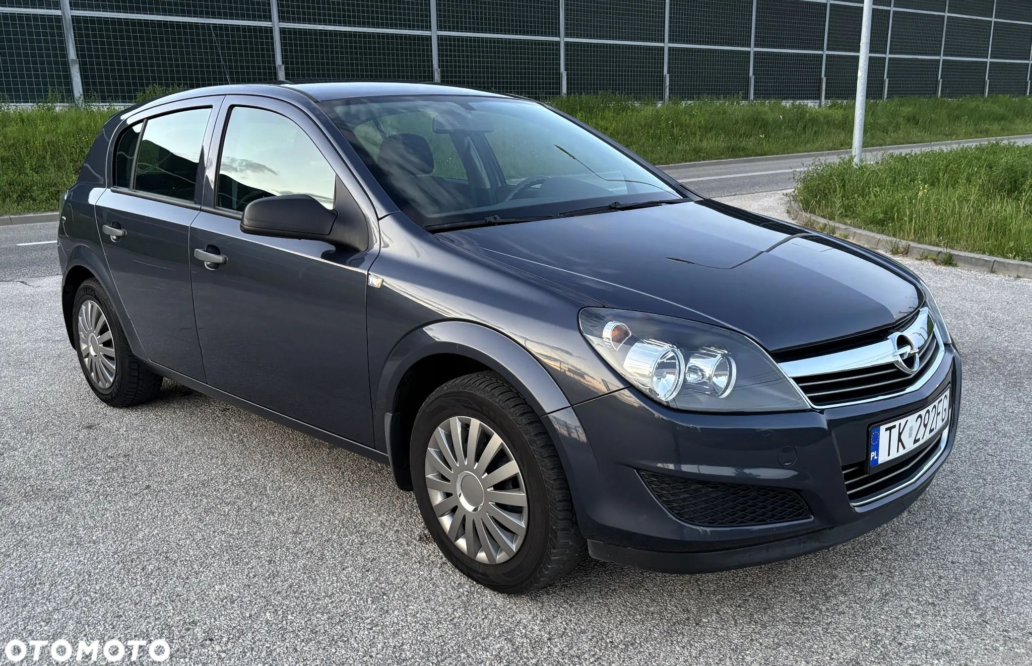 Opel Astra 1.4 Edition Plus - 1