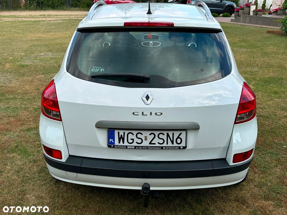 Renault Clio - 8