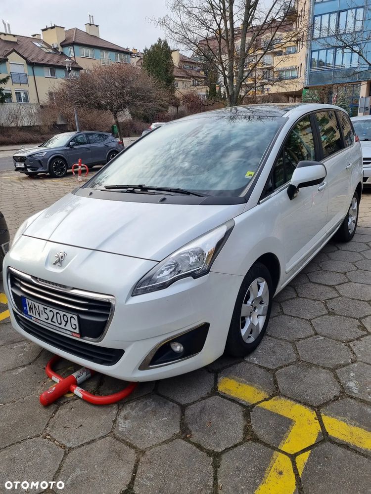 Peugeot 5008 2.0 HDi Active - 1