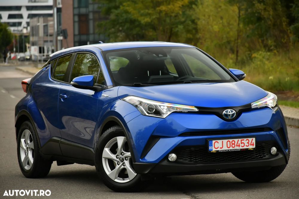 Toyota C-HR Hybrid Business-Edition - 3