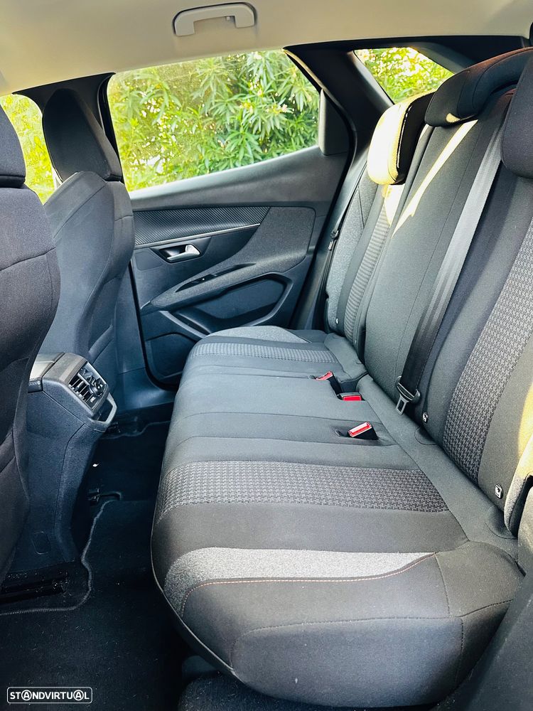 Peugeot 3008 PureTech 130 Stop & Start EAT6 Active - 20