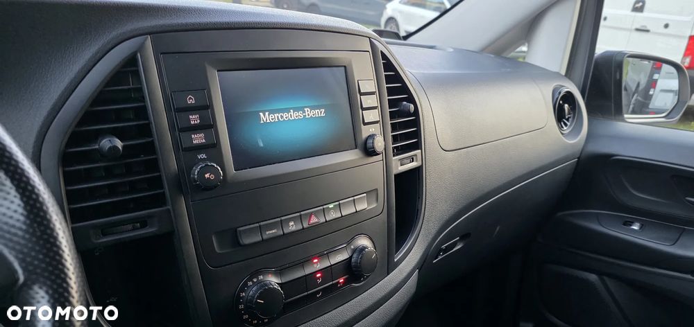 Mercedes-Benz Vito 114CDI Extralong Automat 9-g Tronic - 21