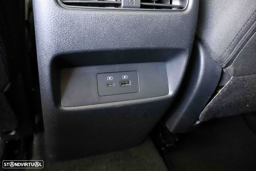 Nissan Qashqai 1.3 DIG-T N-Connecta - 39