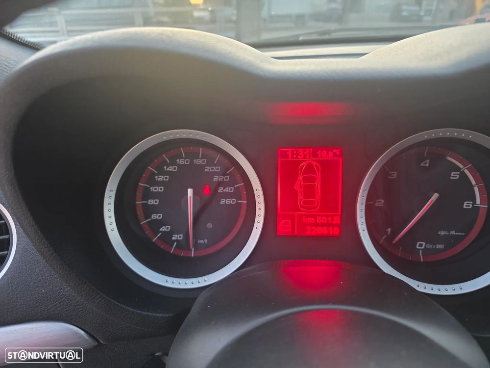 Alfa Romeo 159 Sportwagon - 10