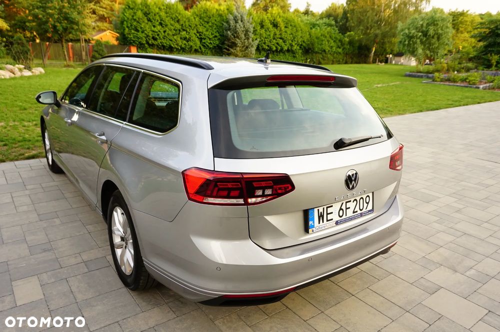 Volkswagen Passat Variant 1.5 TSI EVO Business DSG - 13