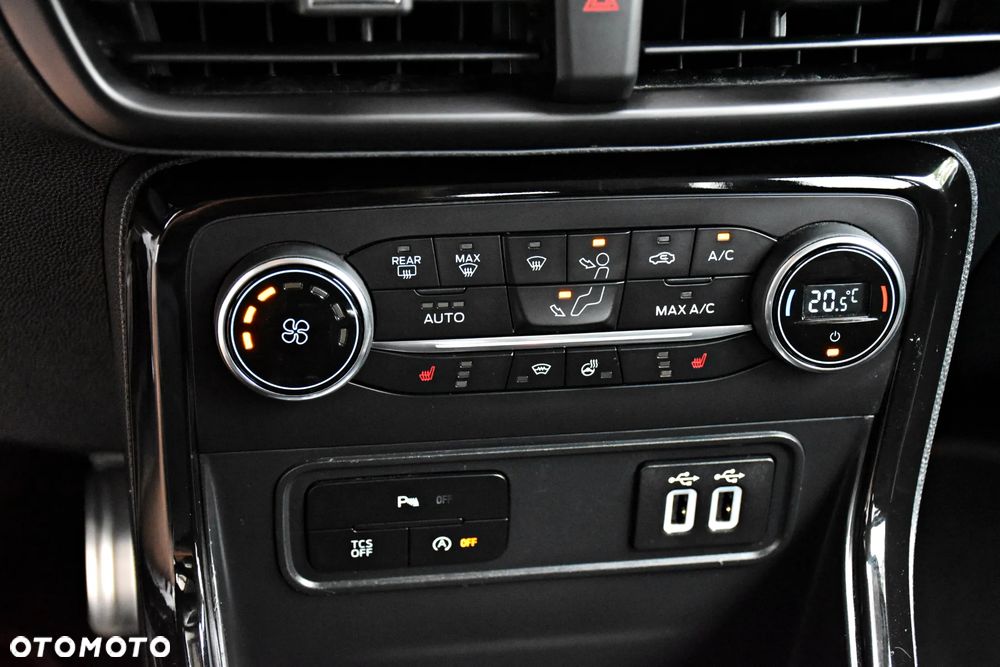 Ford EcoSport - 38