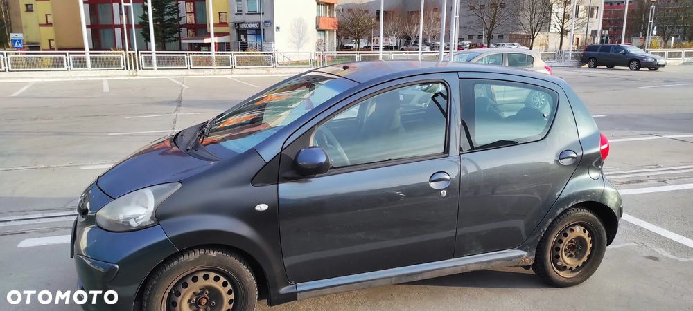 Toyota Aygo - 5