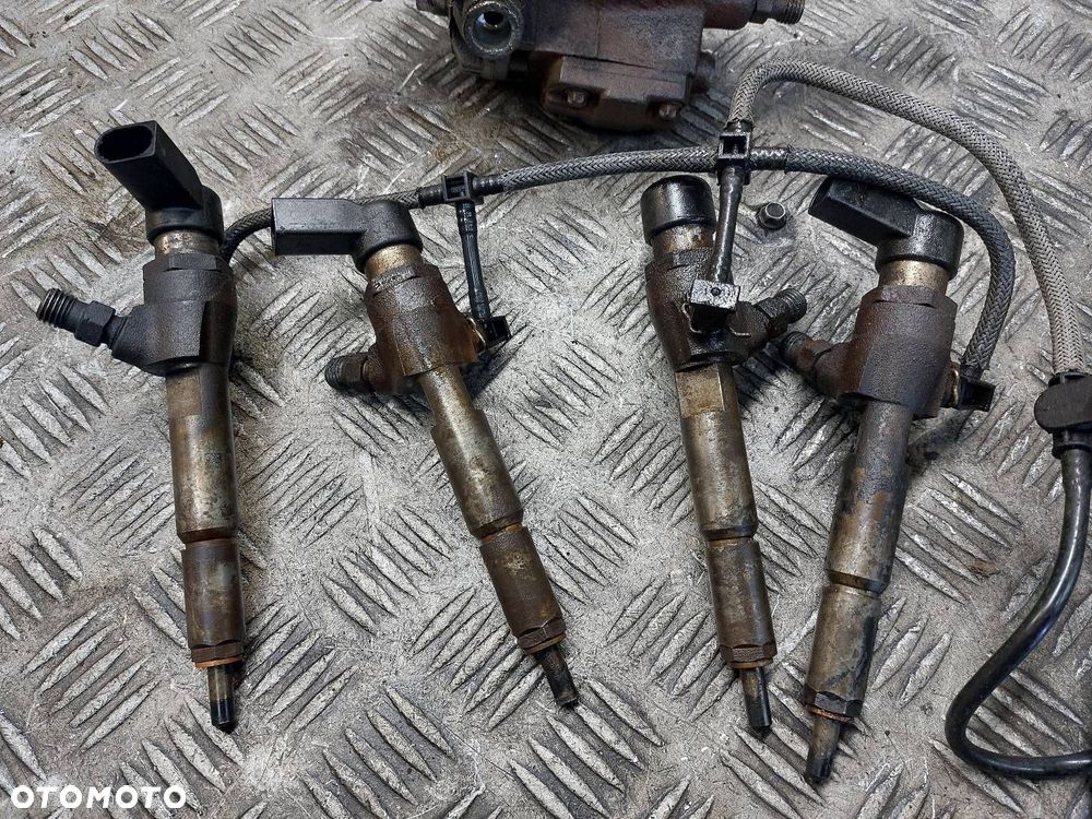 POMPA WTRYSKOWA + WTRYSKIWACZE KOMPLET FORD C-MAX I 1.8 TDCI 4M5Q-9F593-AD - 2