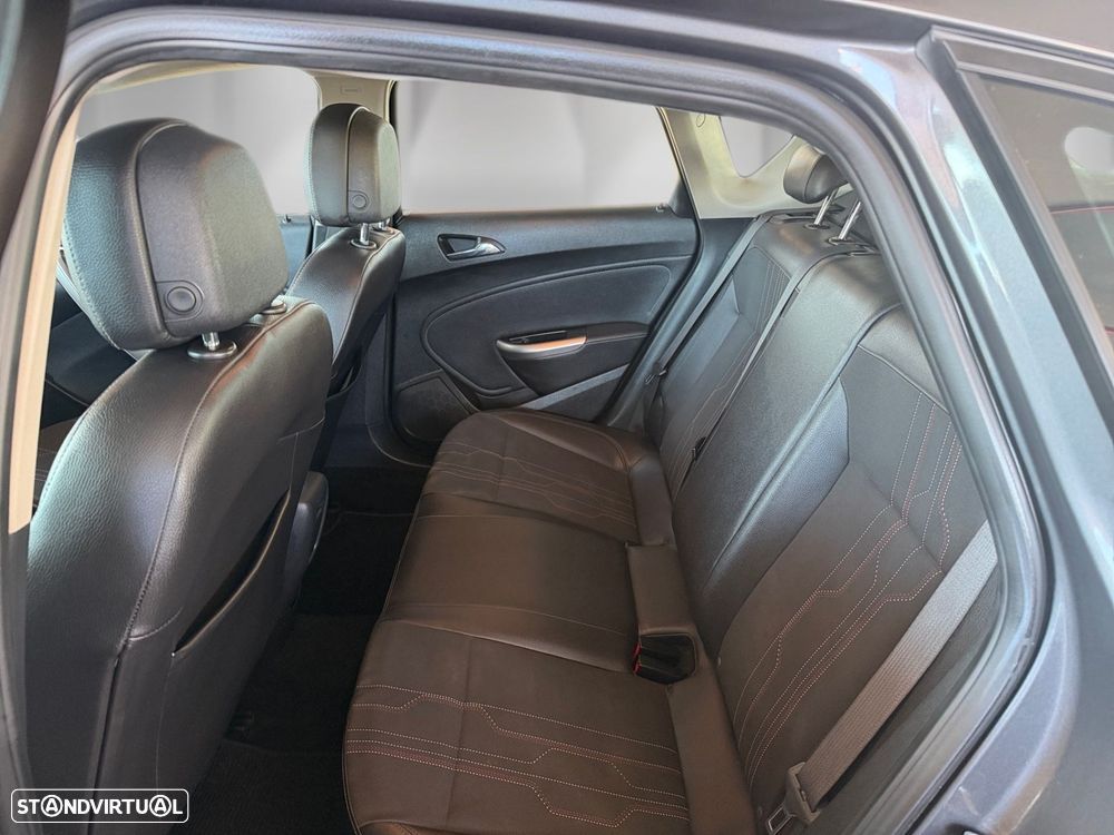 Opel Astra 1.7 CDTi Executive Start/Stop - 12