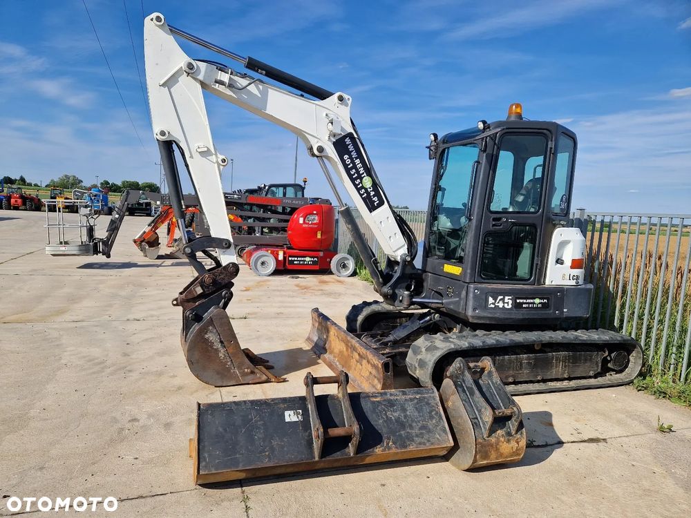 Bobcat E 45 jak Kubota Cat Wacker R361 - 6