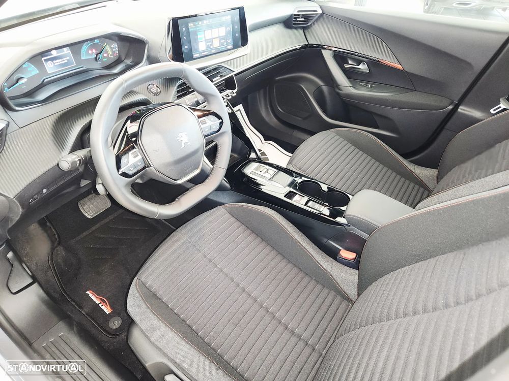 Peugeot e-2008 - 25