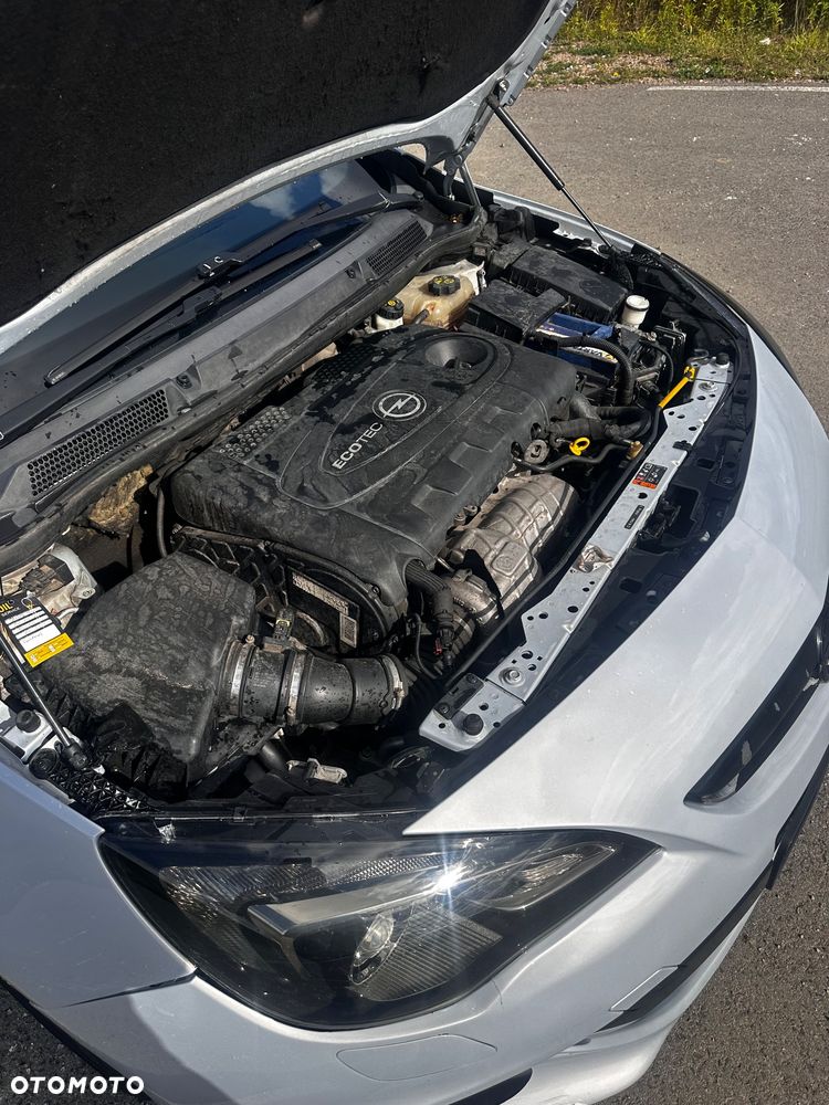 Opel Astra 2.0 CDTI Sport S&S - 11