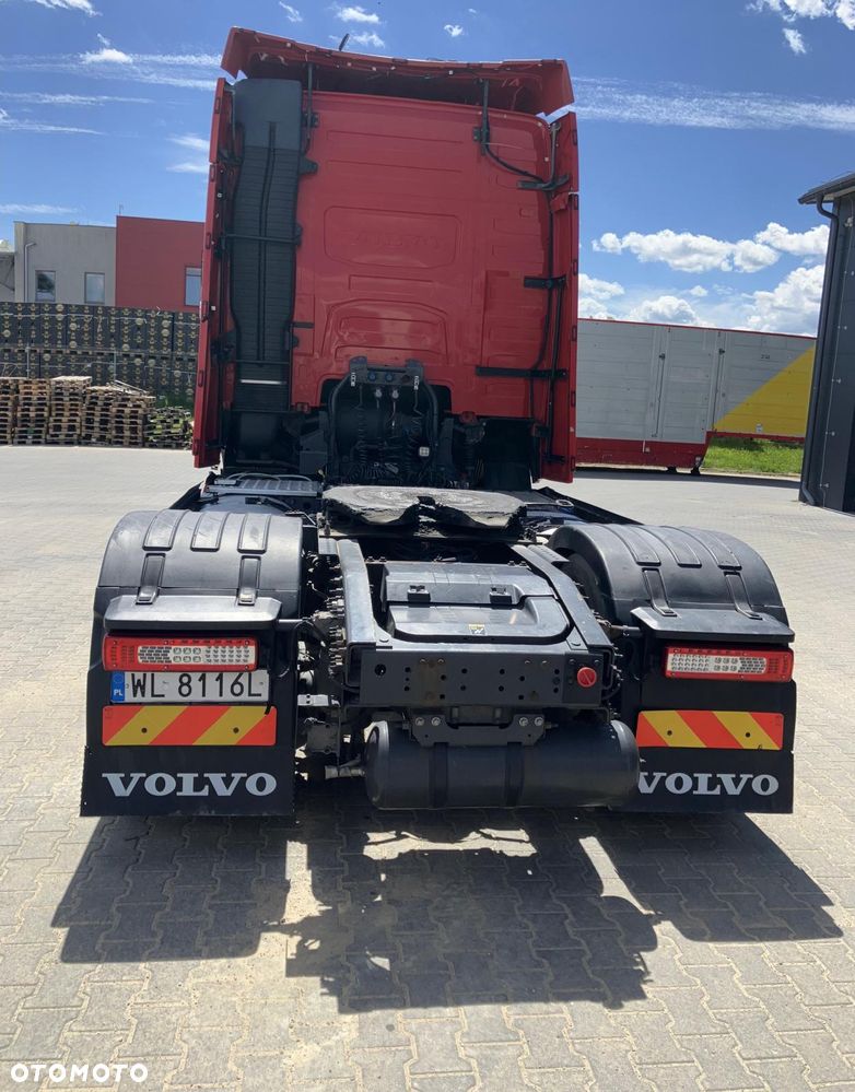 Volvo - 8