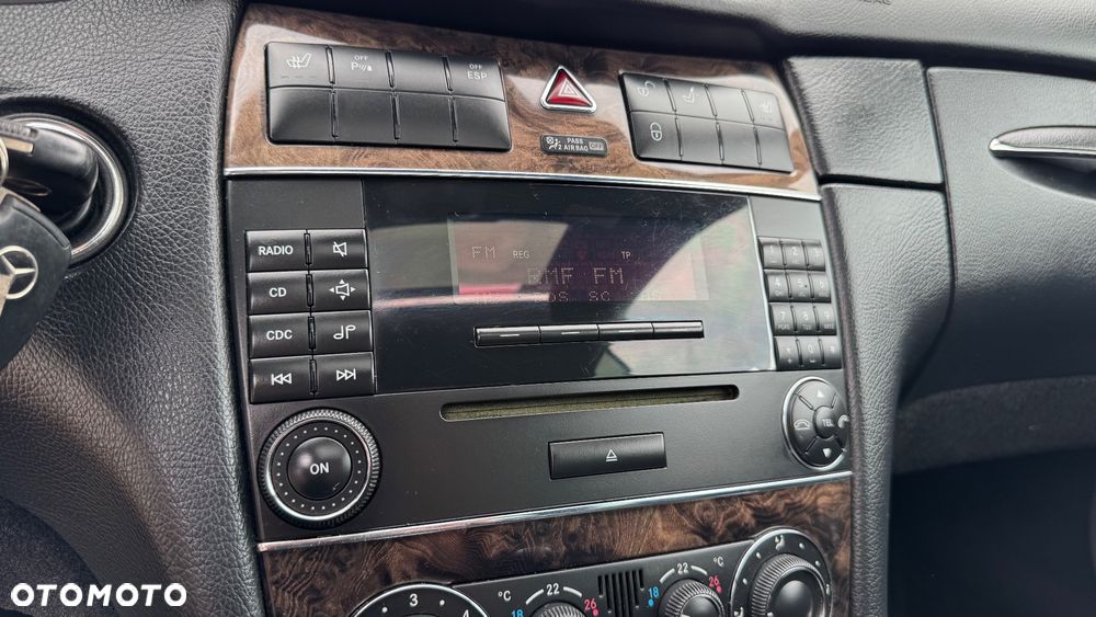 Mercedes-Benz CLK - 26
