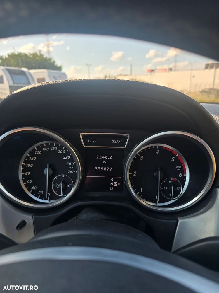 Mercedes-Benz ML 350 BlueTEC 4MATIC 7G-TRONIC - 10