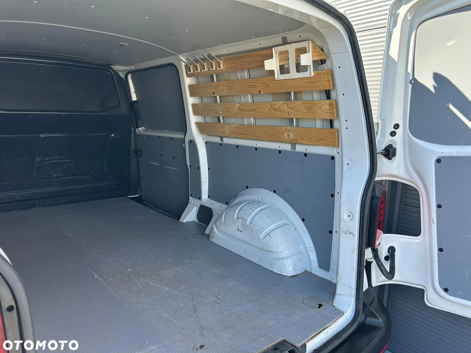 Volkswagen Transporter T6.1 L2H1 Long 2.0 TDI 150KM Automat DSG **Kamera cofania**Czujniki parkowania**NAVI**2021R** - 10