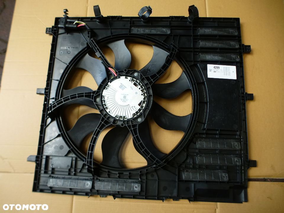 OBUDOWA WENTYLATOR CHŁODNICY VW CRAFTER 17r 2N0121207J NOWY!!! - 1