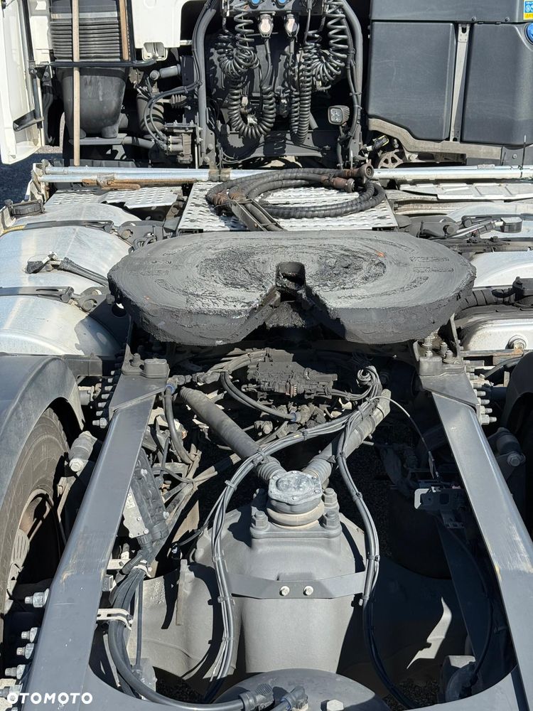 Volvo FH 460 - 9