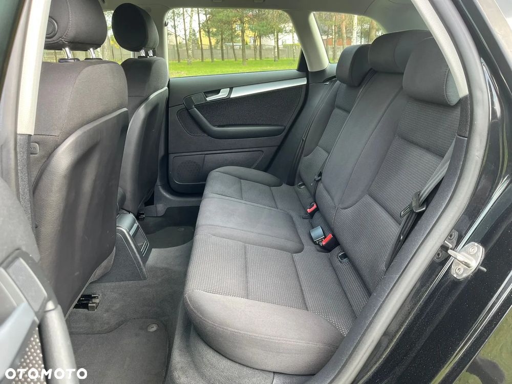 Audi A3 Sportback 1.6 S line Sportpaket plus - 16