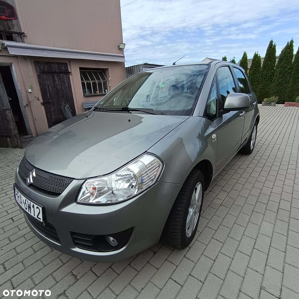 Suzuki SX4 - 1
