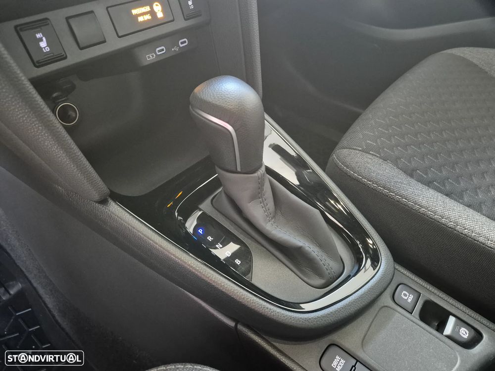 Toyota Yaris Cross 1.5 HDF Luxury - 15