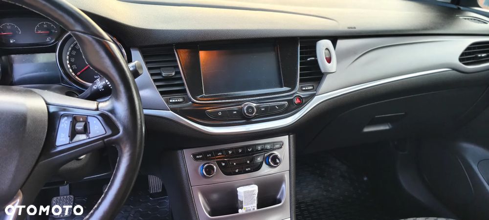 Opel Astra - 17