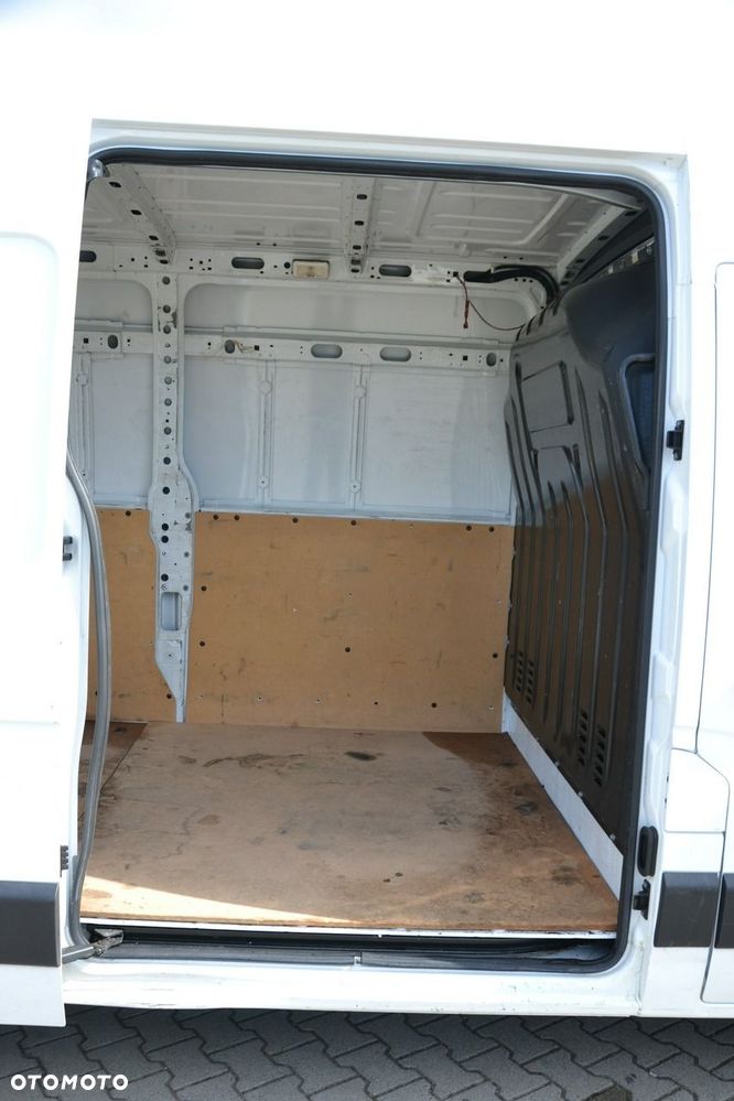Renault Master - 18