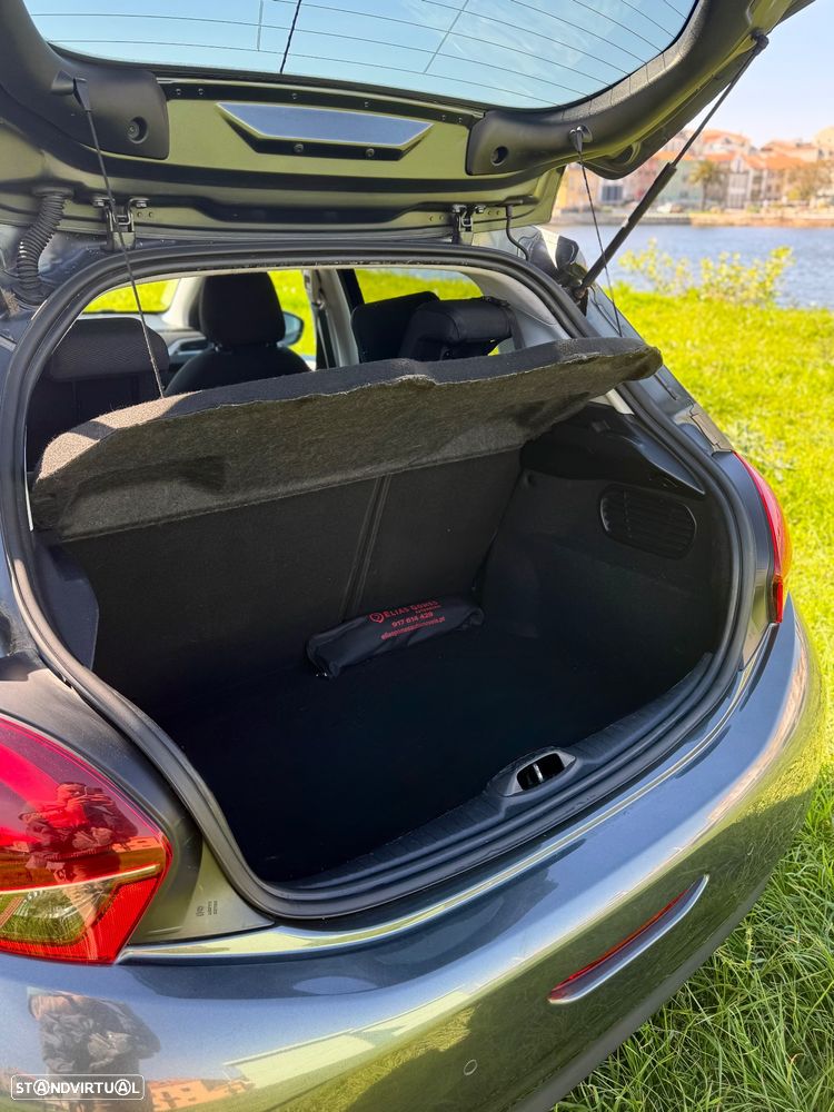 Peugeot 208 1.6 BlueHDi Style - 7