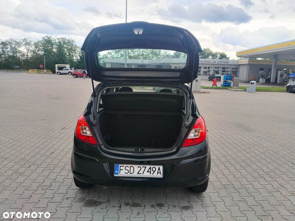 Opel Corsa - 13