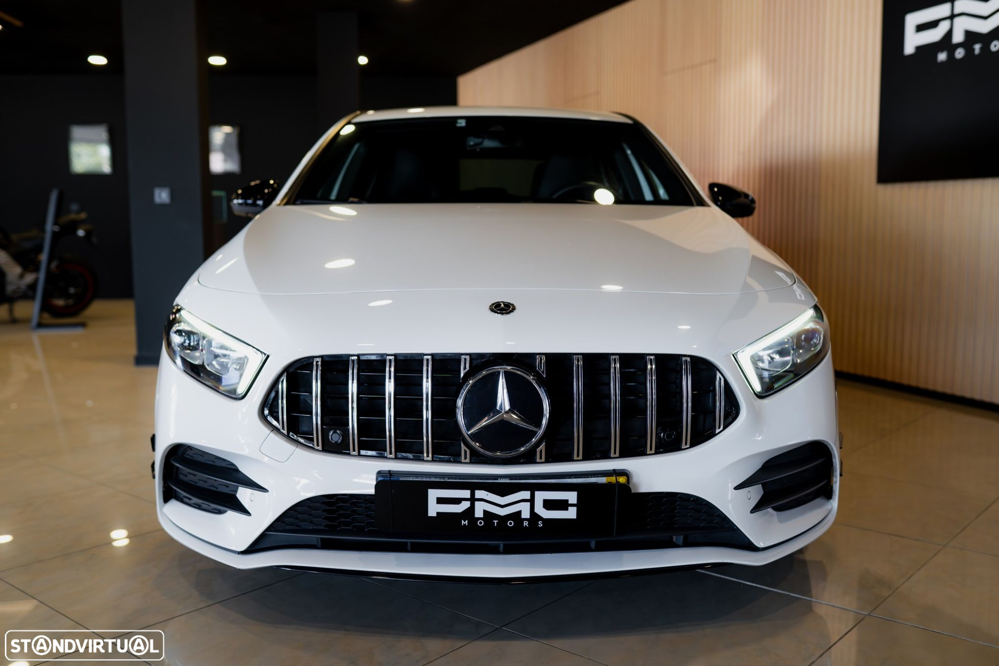 Mercedes-Benz A 180 d AMG Line - 4