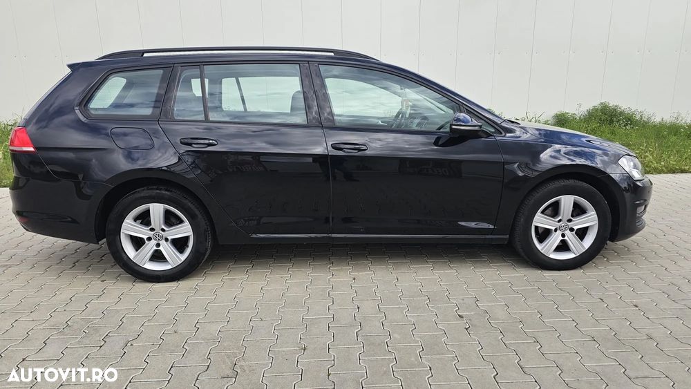Volkswagen Golf 2.0 TDI Comfortline - 8