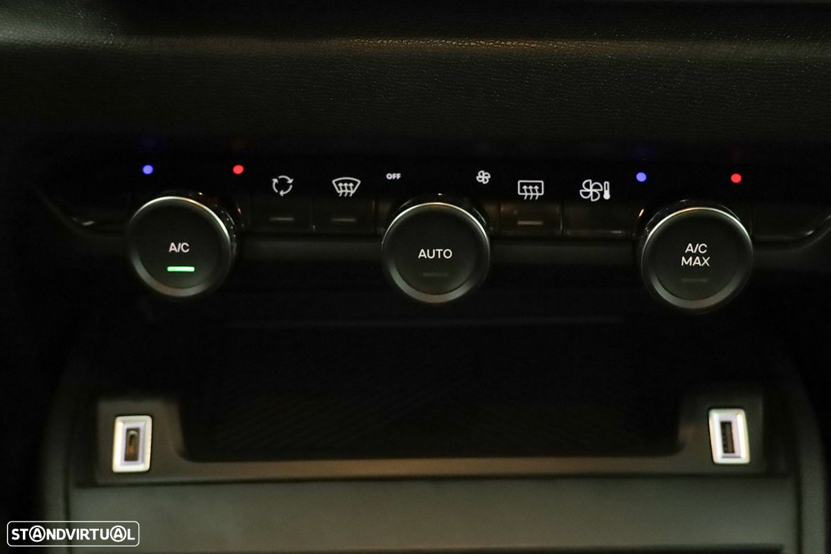 Citroën C4 1.2 PureTech Plus EAT8 - 11