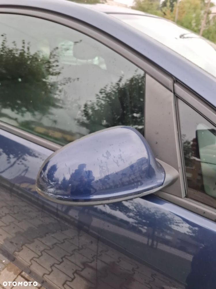Opel Astra IV 1.6 Active - 23