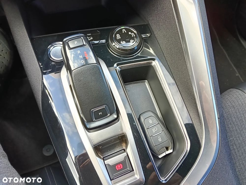 Peugeot 3008 1.6 BlueHDi Crossway S&S EAT6 - 18