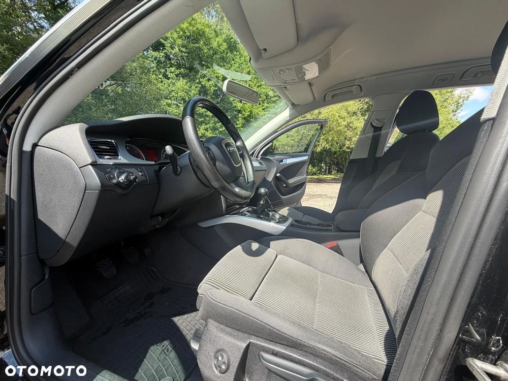 Audi A4 Avant 2.0 TDI - 11